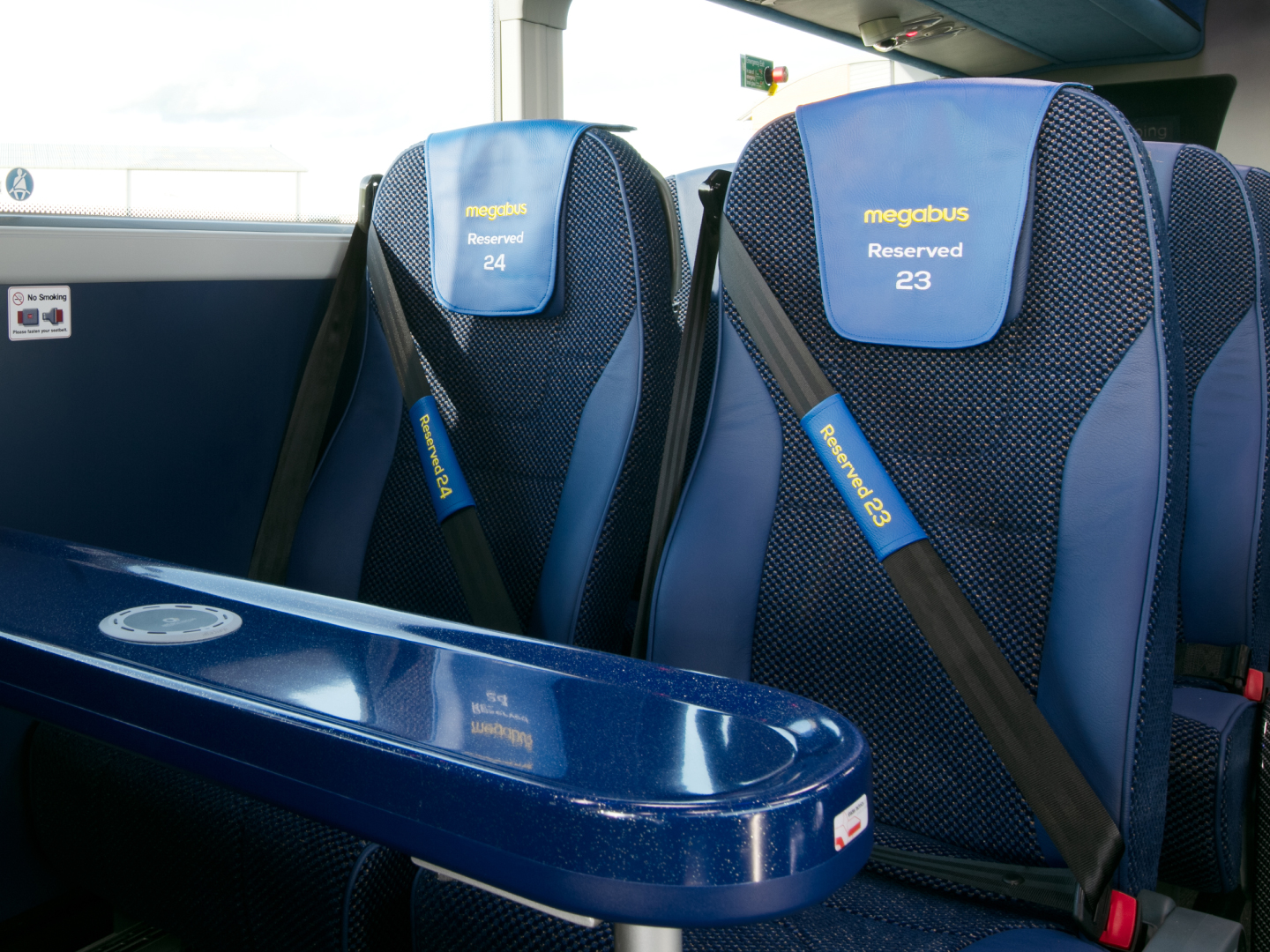 megabus uk luggage